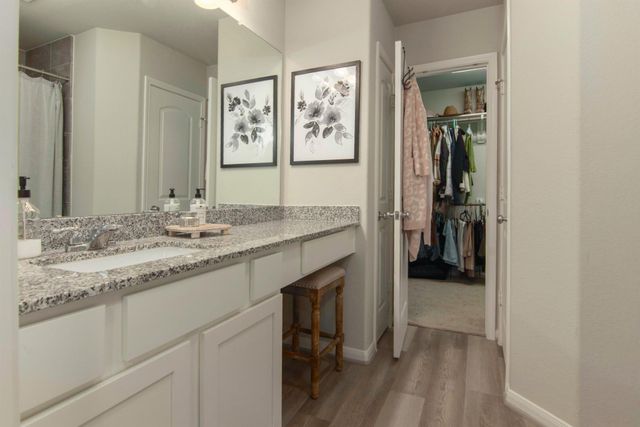 5533 Evanston Lane, Pasadena, TX 77505