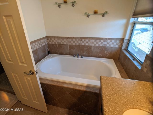 9019 N Grafton Avenue, Tucson, AZ 85742