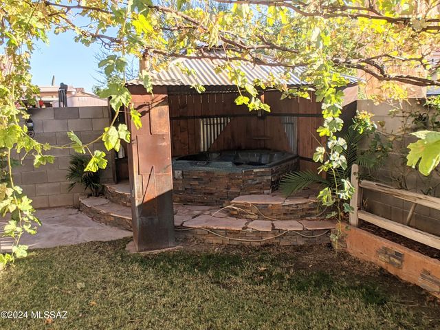 9019 N Grafton Avenue, Tucson, AZ 85742