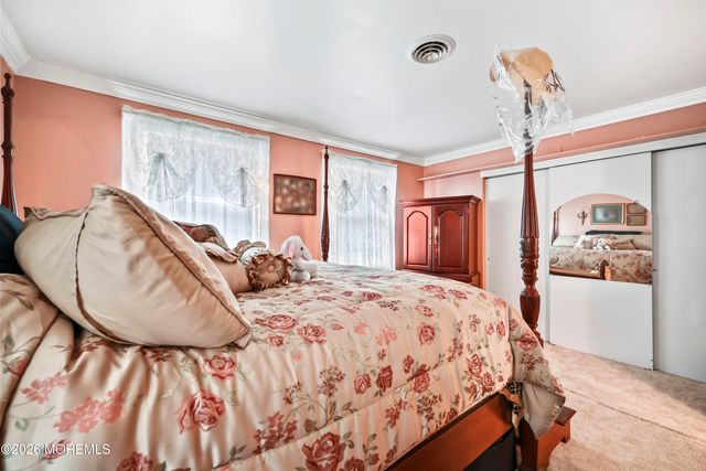 6 Orchard Drive 73, Whiting, NJ 08759