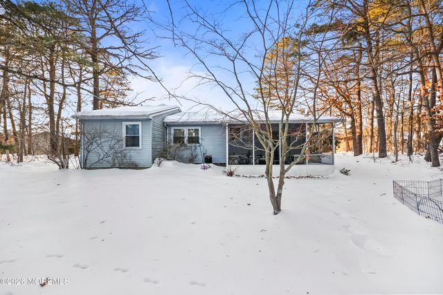 6 Orchard Drive 73, Whiting, NJ 08759