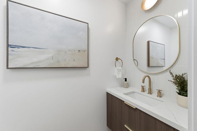 1907 Ticonderoga Drive, San Mateo, CA 94402