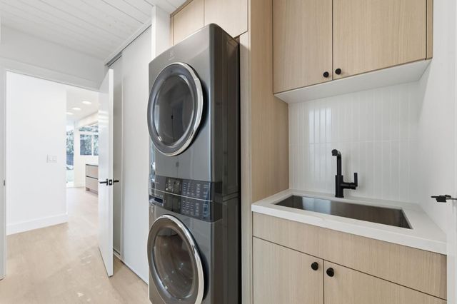 1907 Ticonderoga Drive, San Mateo, CA 94402