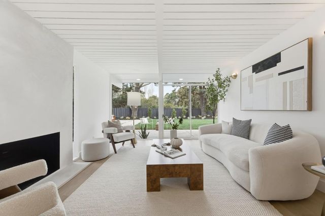 1907 Ticonderoga Drive, San Mateo, CA 94402