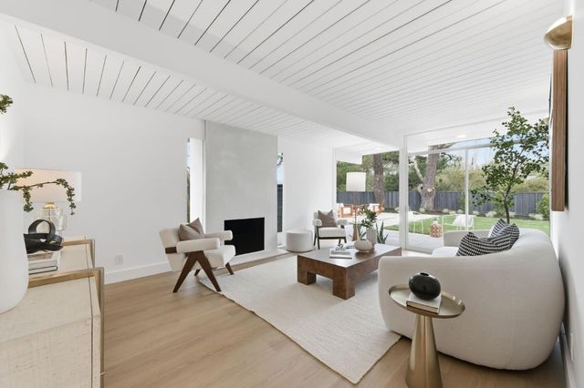 1907 Ticonderoga Drive, San Mateo, CA 94402