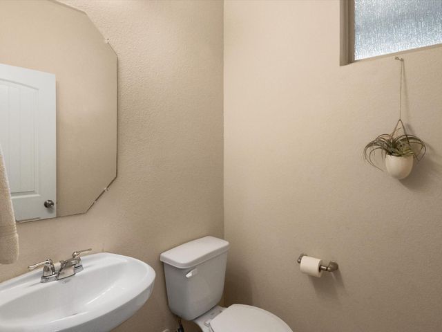 535 Stampede RD, San Marcos, TX 78666