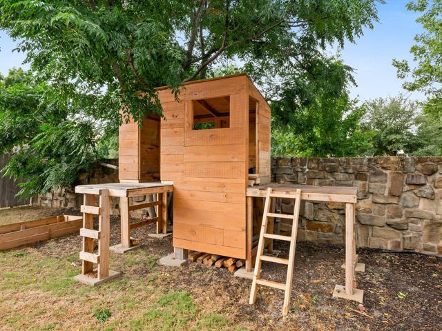 535 Stampede RD, San Marcos, TX 78666