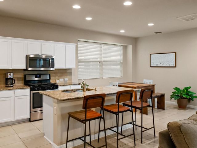 535 Stampede RD, San Marcos, TX 78666