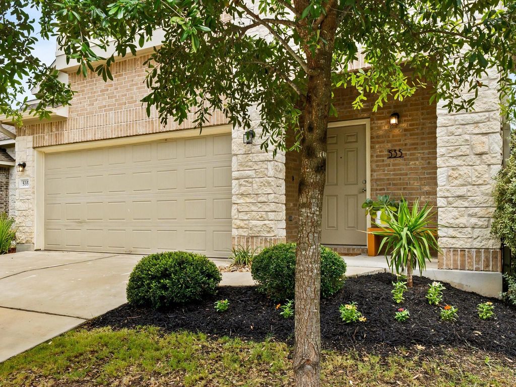 535 Stampede RD, San Marcos, TX 78666