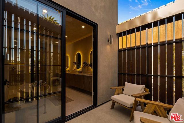 923 Milwood Avenue, Venice, CA 90291