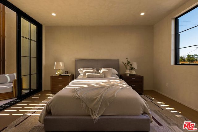 923 Milwood Avenue, Venice, CA 90291