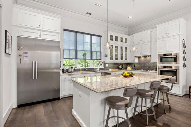 11 Robita Street, Houston, TX 77019