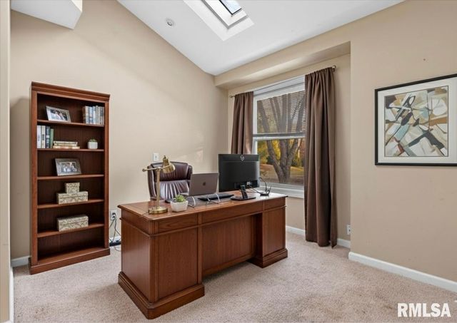 3305 COLLINGWOOD Drive, Springfield, IL 62711