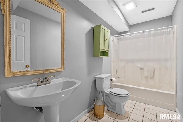 3305 COLLINGWOOD Drive, Springfield, IL 62711