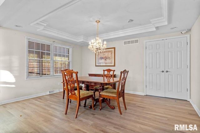 3305 COLLINGWOOD Drive, Springfield, IL 62711