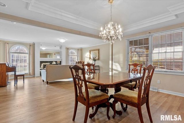 3305 COLLINGWOOD Drive, Springfield, IL 62711