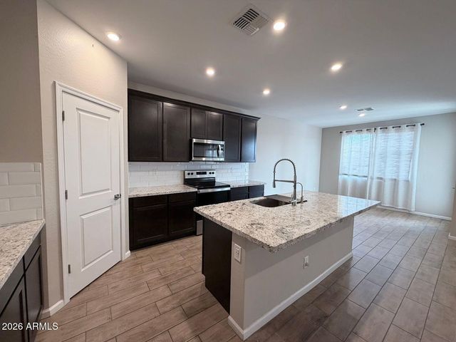 1997 E WETLEAF Place, Casa Grande, AZ 85122