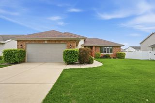 6587 Arrowhead Drive, Schererville, IN 46375