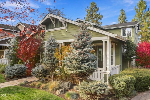 19432 Blue Lake Loop, Bend, OR 97702