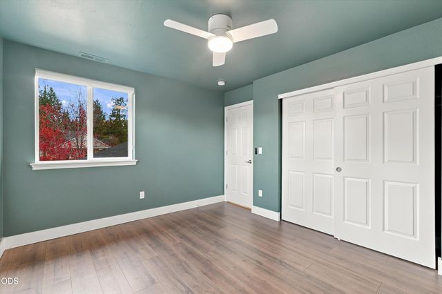 19432 Blue Lake Loop, Bend, OR 97702