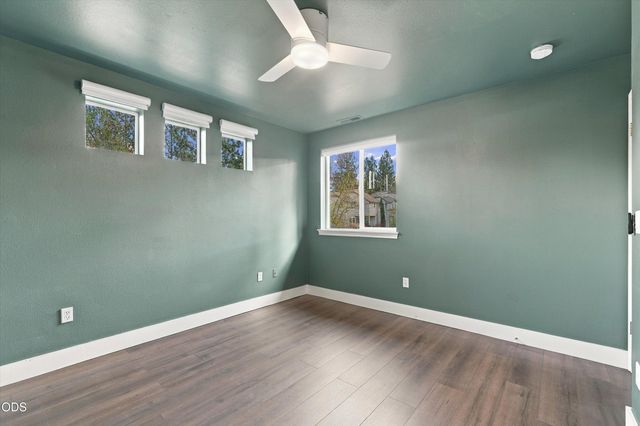 19432 Blue Lake Loop, Bend, OR 97702