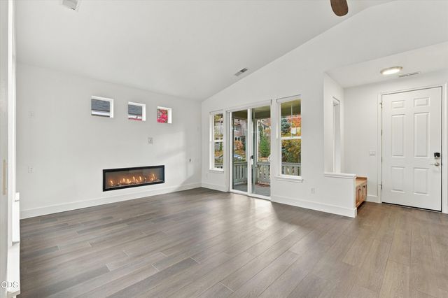 19432 Blue Lake Loop, Bend, OR 97702