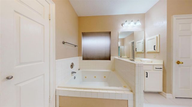 14919 Forest Trails Drive, Houston, TX 77095