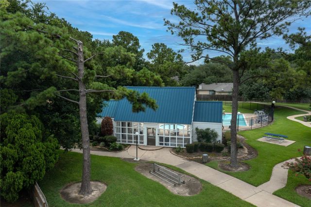 14919 Forest Trails Drive, Houston, TX 77095