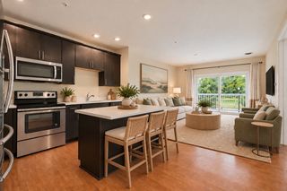 110 Trotter Rd 2203, Weymouth, MA 02190