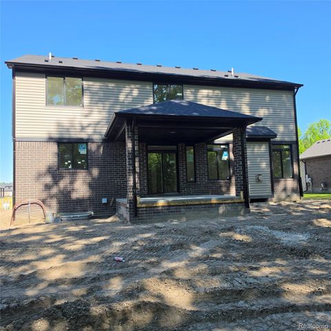 50351 Arcadia Drive, Macomb Township, MI 48042