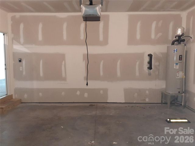 2019 Arapaho Drive, Charlotte, NC 28214