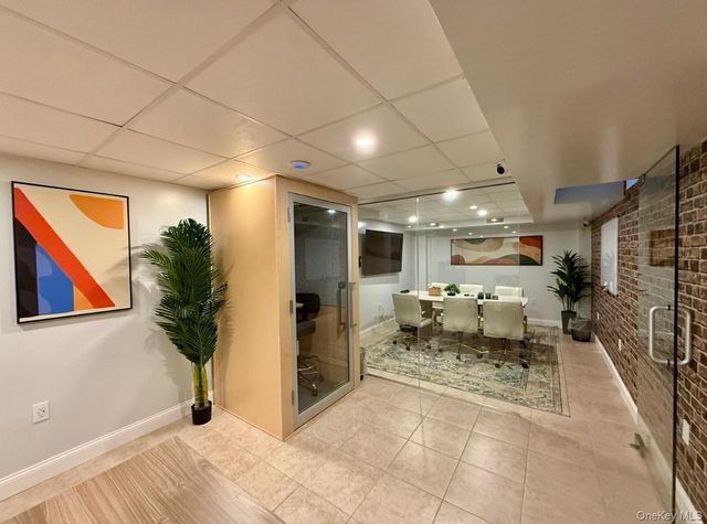 220 Pelham Road 5E, New Rochelle, NY 10805