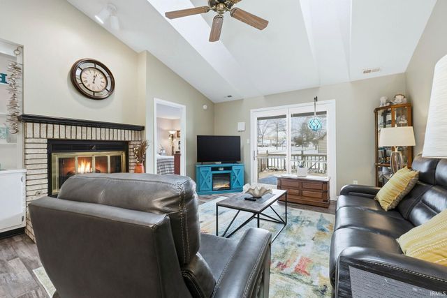 8301 Lamplighter Court, Fort Wayne, IN 46835