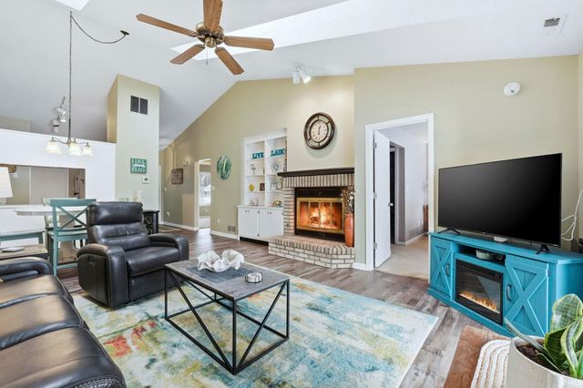 8301 Lamplighter Court, Fort Wayne, IN 46835