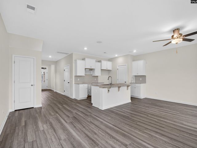 142 Odell Drive, Cayce, SC 29033
