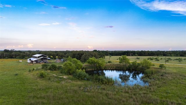 1395 S Highway 95, Smithville, TX 78957