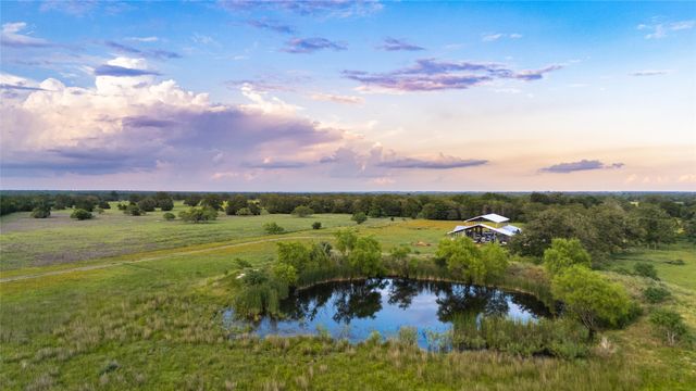 1395 S Highway 95, Smithville, TX 78957