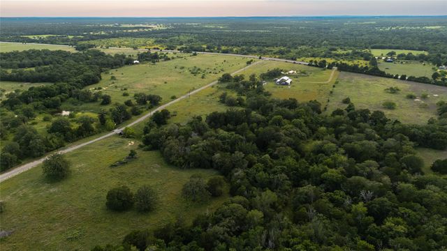 1395 S Highway 95, Smithville, TX 78957