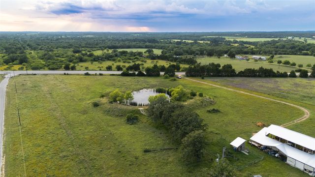 1395 S Highway 95, Smithville, TX 78957