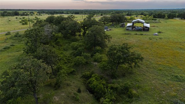 1395 S Highway 95, Smithville, TX 78957