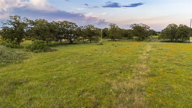 1395 S Highway 95, Smithville, TX 78957