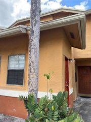 2491 NW 56th Ave 4-17, Lauderhill, FL 33313