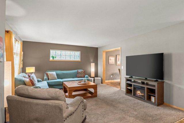 7015 Reston Heights Drive, Madison, WI 53718