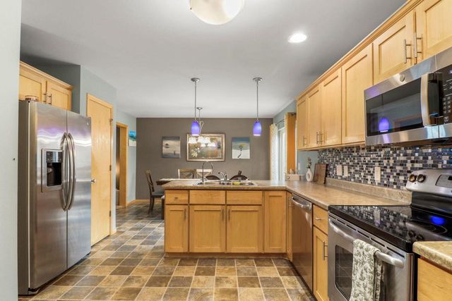 7015 Reston Heights Drive, Madison, WI 53718