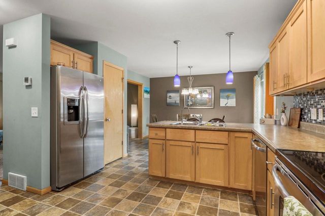 7015 Reston Heights Drive, Madison, WI 53718
