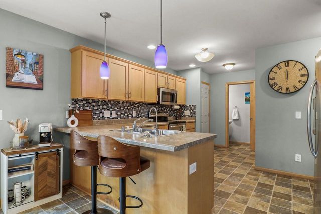 7015 Reston Heights Drive, Madison, WI 53718