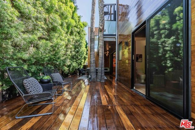 3601 Wade Street, Los Angeles, CA 90066