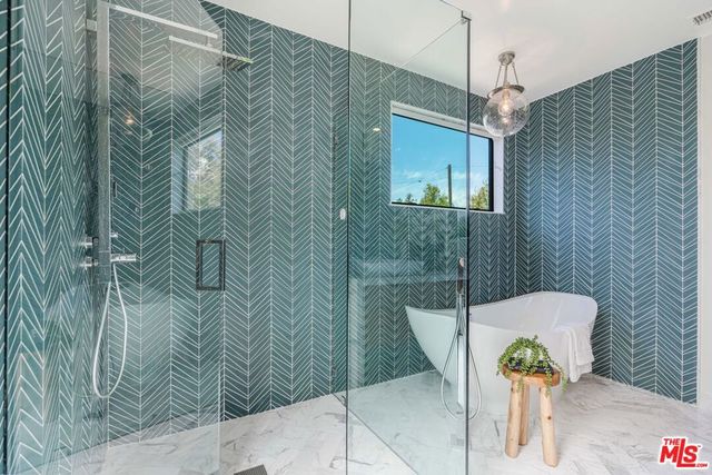 3601 Wade Street, Los Angeles, CA 90066