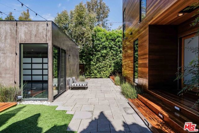 3601 Wade Street, Los Angeles, CA 90066