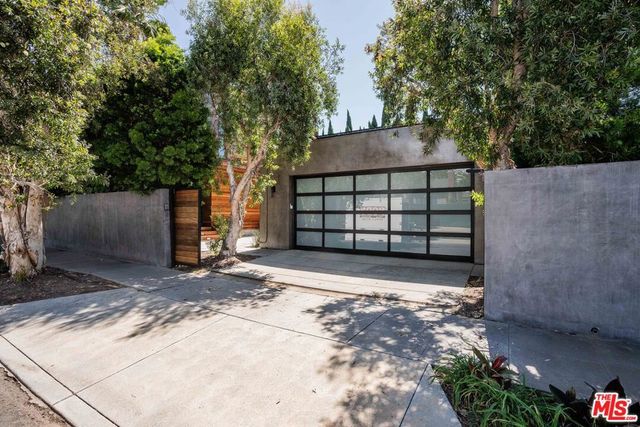 3601 Wade Street, Los Angeles, CA 90066